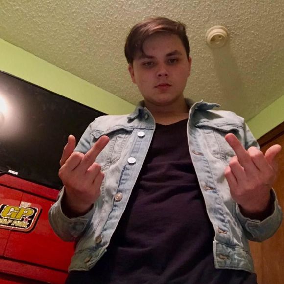 Meet your Posher, Ricky - Picture 1 of 1